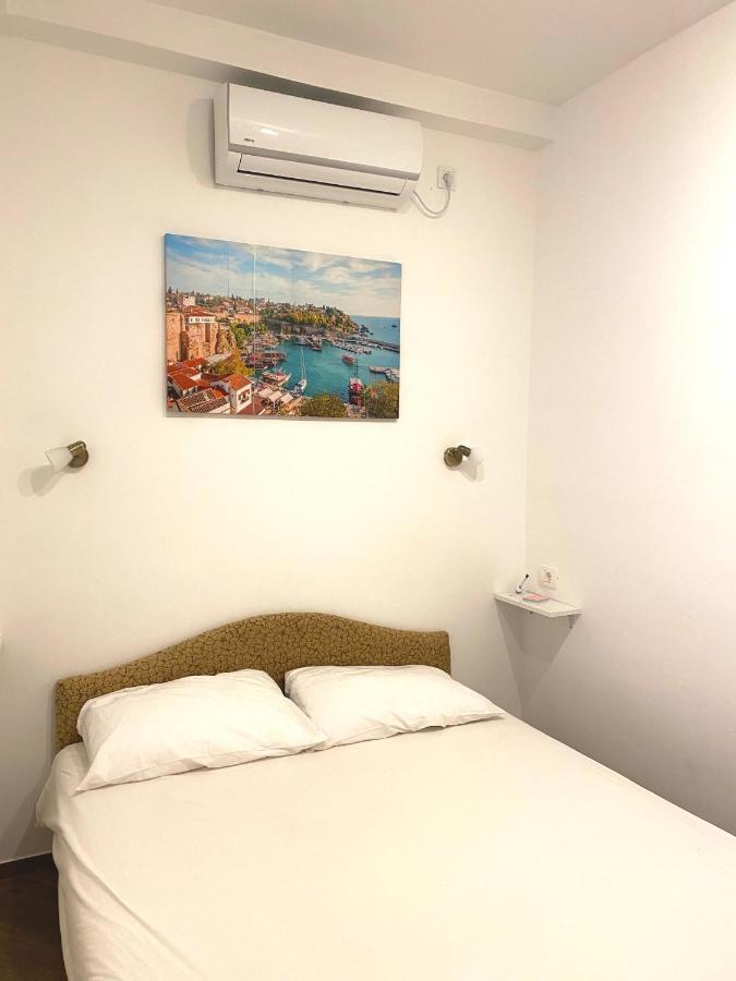 Apartment Njegos 帕里斯特 外观 照片