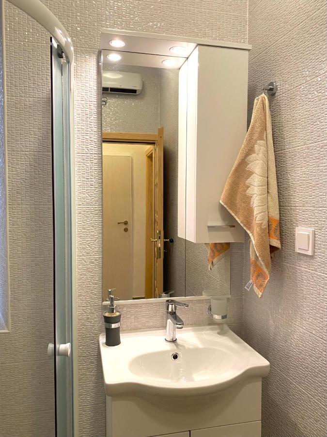 Apartment Njegos 帕里斯特 外观 照片